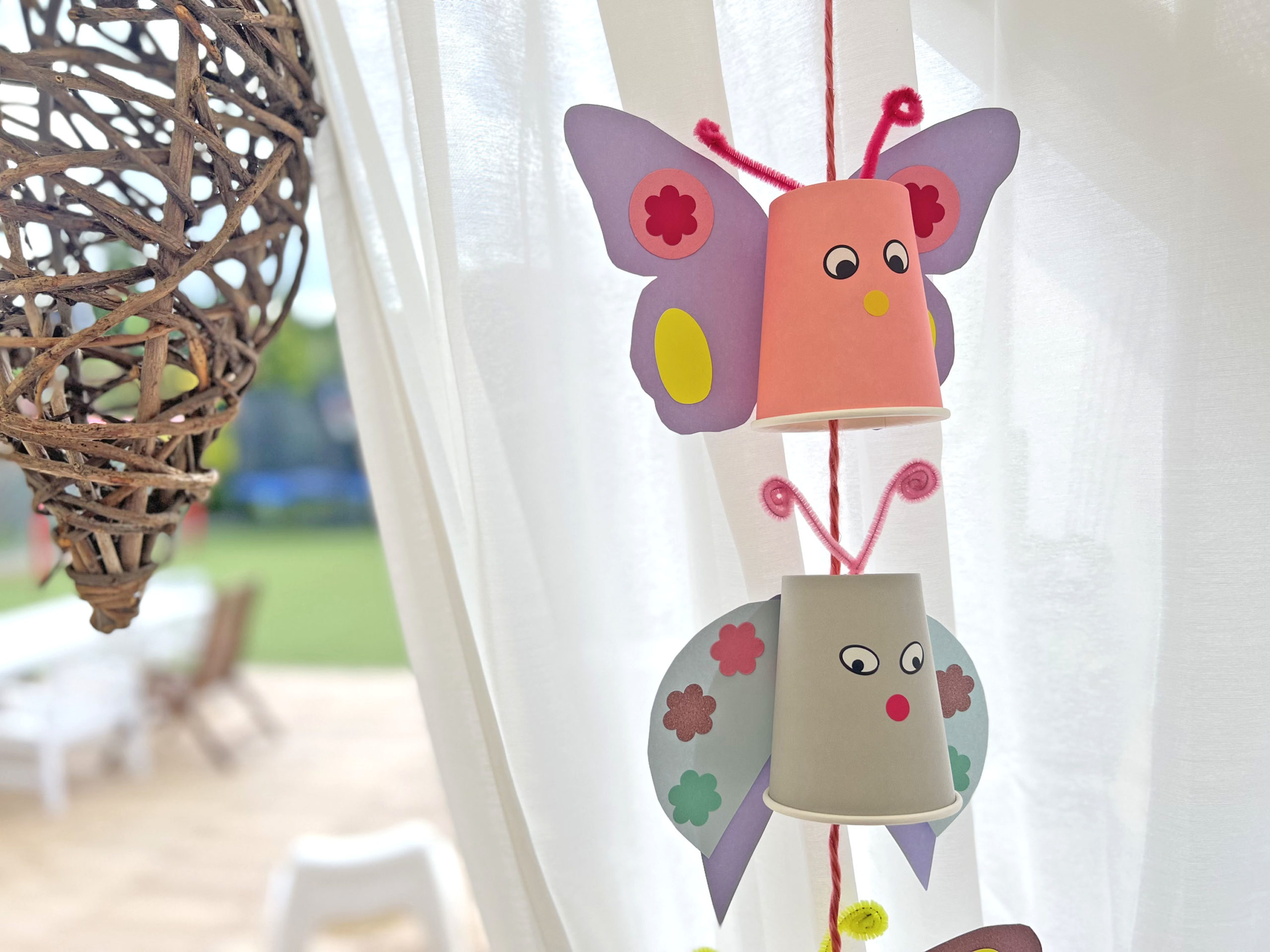 Schmetterling und Käfer Girlande DIY für Kinder